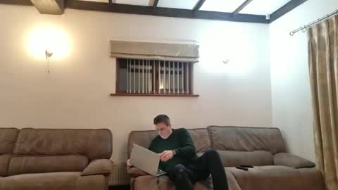 johnathan_stuart33 online show from March 8, 2:04 am