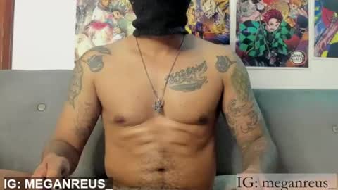 Snapshot of johncarrie chatting on June 24, 8:46 am John carrie Independent Help me reach my goal 100 likes and 10000 followers online show from June 24, 8:46 am
