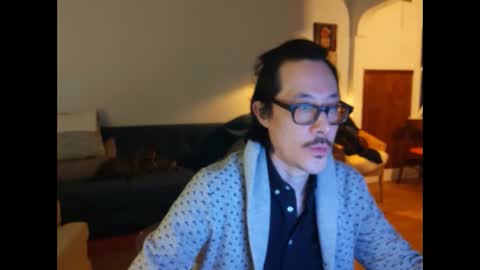 Johnee online show from March 14, 7:58 am