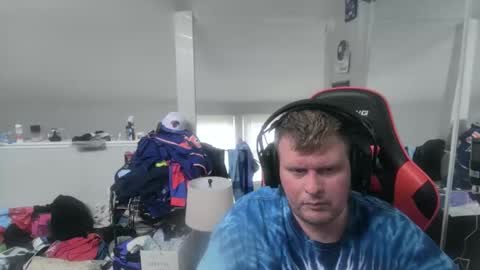 johnfernandez784 online show from May 22, 7:08 pm