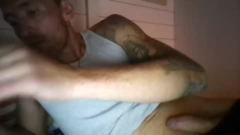 Snapshot of johngiaver3 chatting on May 16, 1:54 pm johngiaver3 online show from May 16, 1:54 pm