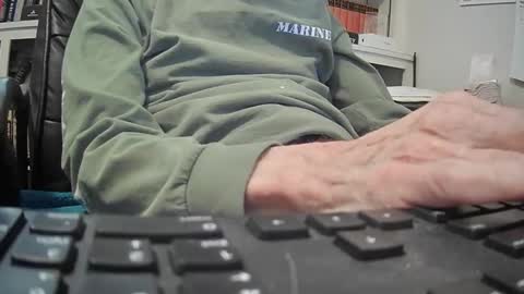 Snapshot of johngp777 chatting on February 7, 7:06 pm johngp777 online show from February 7, 7:06 pm