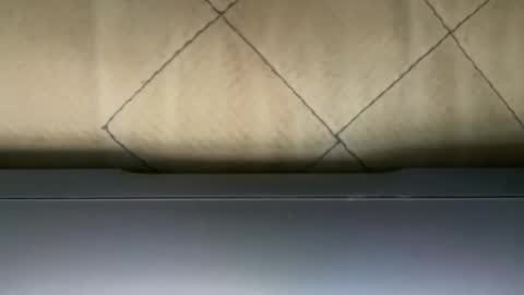 Snapshot of johnjbrown chatting on October 19, 3:07 am JustForFun online show from October 19, 3:07 am