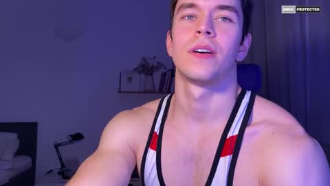 Johnny online show from December 17, 8:04 pm