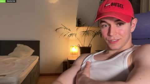 Johnny online show from June 14, 8:00 pm