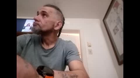 Johnny3982 online show from March 5, 8:32 am