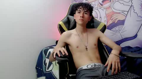 Snapshot of johnny_cagee chatting on December 19, 6:56 am johnny_cagee online show from December 19, 6:56 am