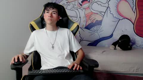 Snapshot of johnny_cagee chatting on December 21, 7:03 am johnny_cagee online show from December 21, 7:03 am