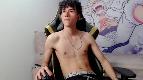 Snapshot of johnny_cagee chatting on January 6, 6:14 am johnny_cagee online show from January 6, 6:14 am