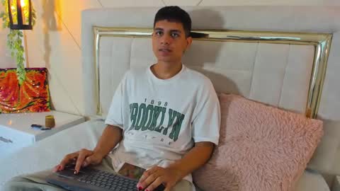 johnny_romano online show from February 22, 8:09 pm