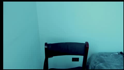 Snapshot of johnny_seens1 chatting on December 27, 9:43 pm Johnny online show from December 27, 9:43 pm