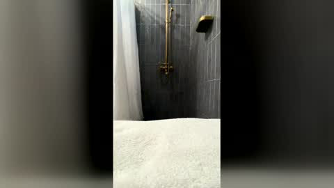 Johnny Blue Eyes online show from February 6, 8:45 pm