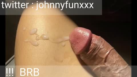 Johnnystrongarms                 online show from September 23, 3:31 am
