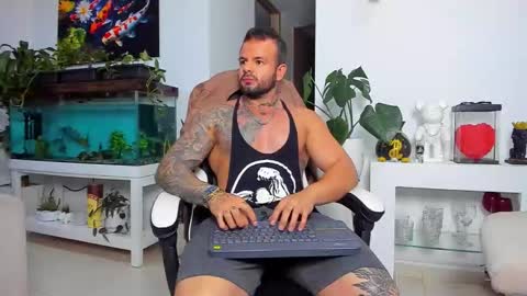 JOHNNY online show from November 11, 12:32 am