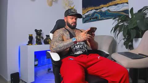 JOHNNY online show from January 9, 12:35 am