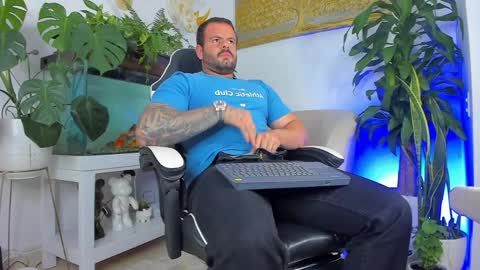 JOHNNY online show from April 9, 11:32 pm