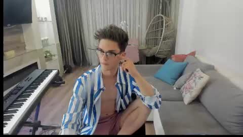Johnny k. online show from July 13, 6:55 pm