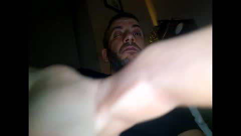 Snapshot of johnnypoly chatting on February 2, 4:48 am bigboy online show from February 2, 4:48 am