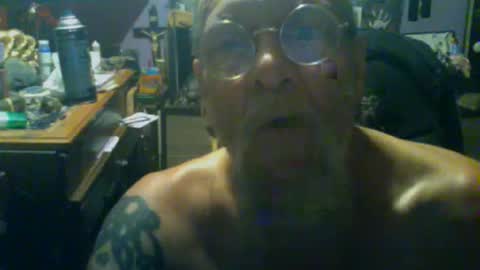 johnnyshung1 online show from December 2, 6:58 pm