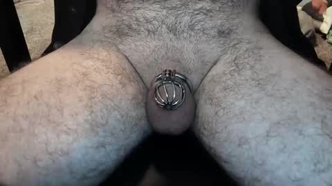 Snapshot of johnnyworld chatting on January 1, 7:43 pm johnnyworld online show from January 1, 7:43 pm