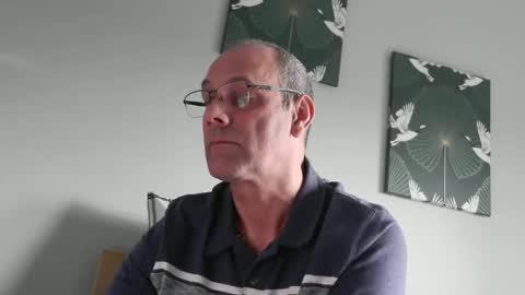 Snapshot of johnpevans chatting on February 1, 10:58 am johnpevans online show from February 1, 10:58 am