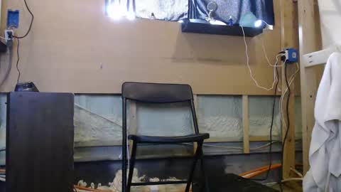 Snapshot of johnplayer23 chatting on December 27, 7:57 pm johnplayer23 online show from December 27, 7:57 pm