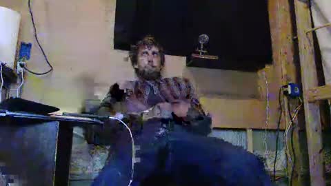 Snapshot of johnplayer23 chatting on January 13, 1:45 am johnplayer23 online show from January 13, 1:45 am