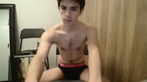 Snapshot of johnresmain chatting on February 23, 4:04 pm johnresmain online show from February 23, 4:04 pm