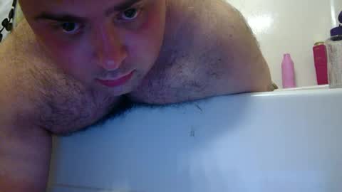 johnsmithapples346 online show from June 12, 1:59 am