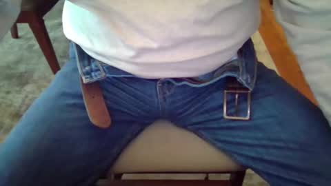 Snapshot of johnxxx549 chatting on March 4, 1:06 pm johnxxx549 online show from March 4, 1:06 pm