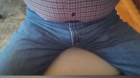 Snapshot of johnxxx549 chatting on March 11, 12:06 pm johnxxx549 online show from March 11, 12:06 pm