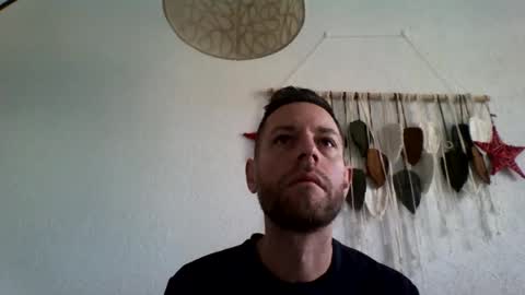 jojo19844 online show from December 17, 7:58 am