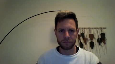 jojo19844 online show from February 21, 10:44 pm