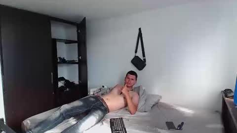 Snapshot of jokerbrad_1 chatting on October 16, 8:54 pm jokerbrad_1 online show from October 16, 8:54 pm
