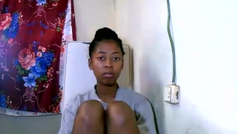 Snapshot of joliekah27 chatting on January 22, 8:51 am joliekah27 online show from January 22, 8:51 am