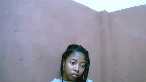 Snapshot of joliekah27 chatting on February 2, 3:54 am joliekah27 online show from February 2, 3:54 am