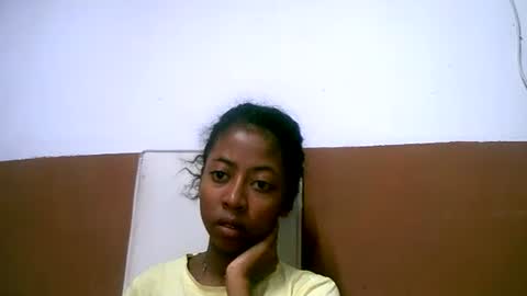 Snapshot of joliekah27 chatting on February 8, 1:11 am joliekah27 online show from February 8, 1:11 am