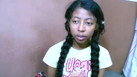 Snapshot of joliekah27 chatting on March 6, 1:46 pm joliekah27 online show from March 6, 1:46 pm