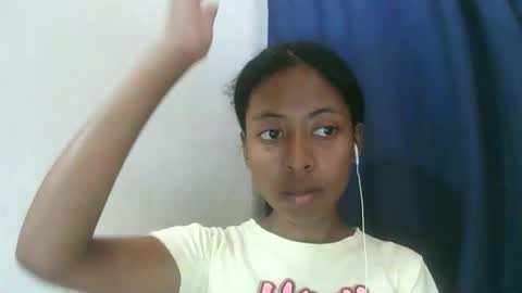 joliekah27 online show from February 17, 8:44 am