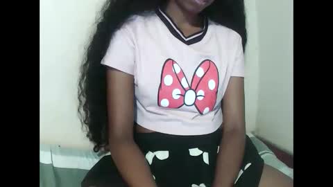 joliekah27 online show from March 16, 7:07 pm