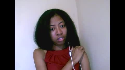 joliekah27 online show from May 19, 8:15 pm