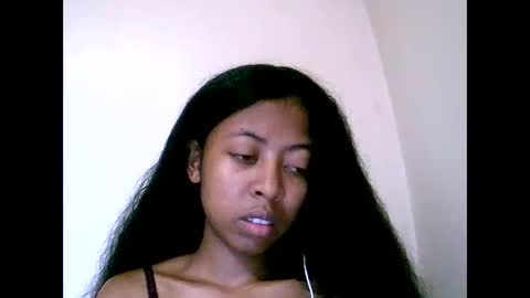 joliekah27 online show from May 21, 9:27 am