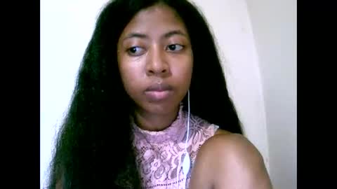 joliekah27 online show from May 22, 9:53 pm