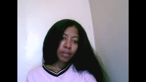 joliekah27 online show from May 24, 6:51 am