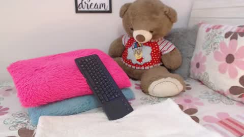 Snapshot of joliet_ chatting on January 8, 1:32 am Joliet online show from January 8, 1:32 am