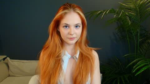 Snapshot of jolly_bean chatting on January 17, 10:55 am Polly online show from January 17, 10:55 am