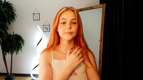 Snapshot of jolly_bean chatting on January 26, 8:36 am Polly online show from January 26, 8:36 am