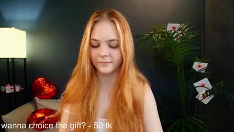 Snapshot of jolly_bean chatting on February 17, 11:44 am Polly online show from February 17, 11:44 am