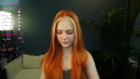 Snapshot of jolly_bean chatting on March 6, 2:19 am Polly online show from March 6, 2:19 am