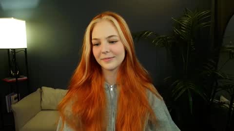 Snapshot of jolly_bean chatting on March 8, 2:34 am Polly online show from March 8, 2:34 am